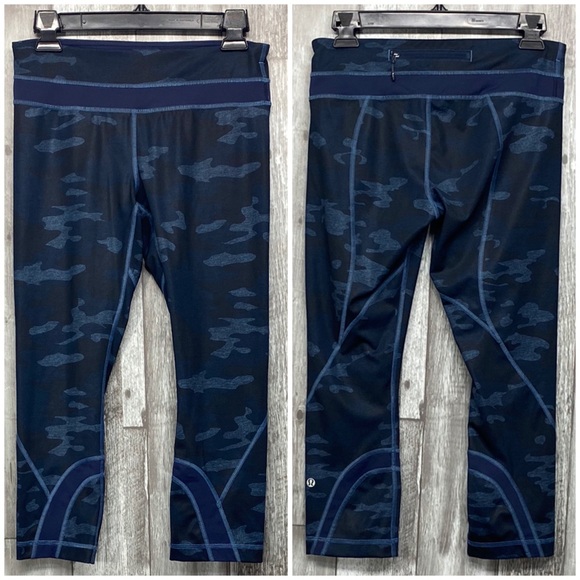 ⭐️Lululemon Run Inspire Crop II Full-On Luxtreme in Heathered Texture Lotus Camo - Picture 2 of 8